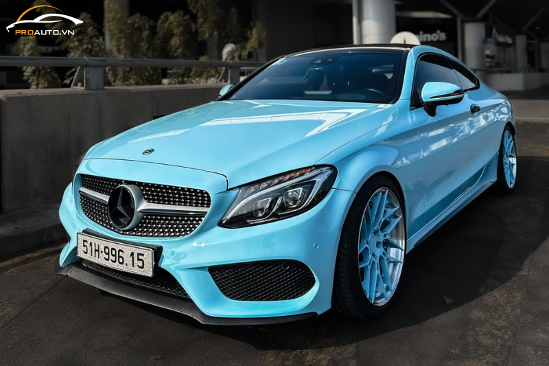 Kinh nghiệm dán decal đổi màu ô tô chính hãng