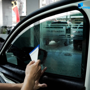 Kinh nghiệm dán phim cách nhiệt xe Ford Ranger chính hãng