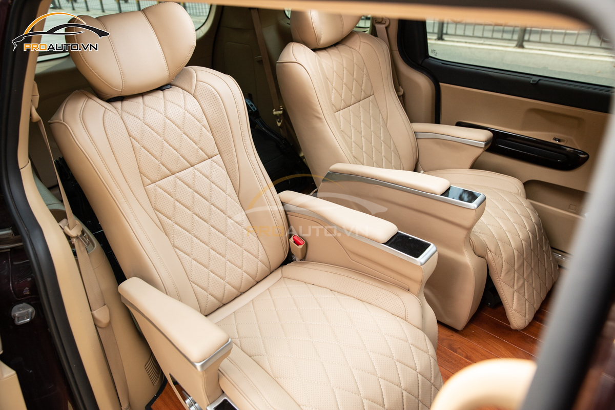 Lót sàn gỗ xe hơi Kia Sedona