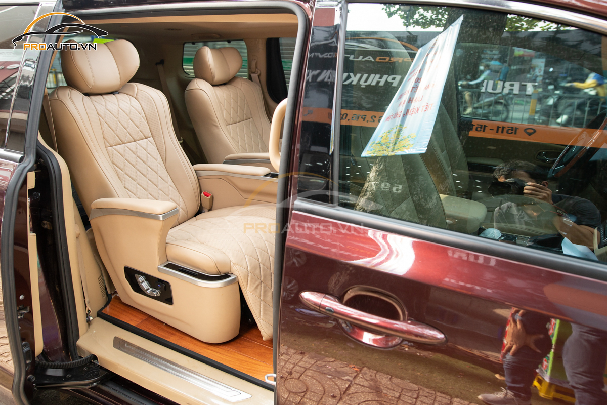 Lót sàn gỗ ô tô Kia Sedona