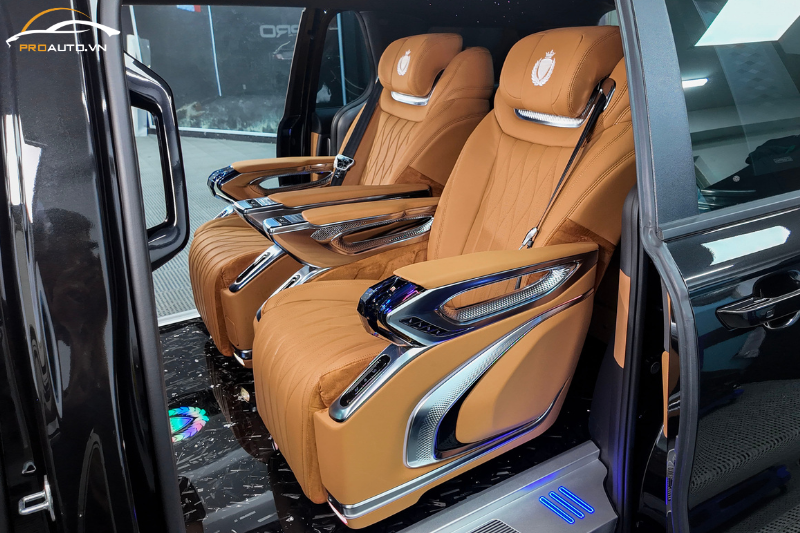 Mẫu ghế Limousine HongYi Crystal 4.0 Pro độ ghế Limousine Ford Explorer