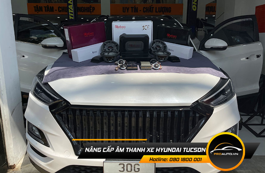 Nâng cấp loa sub âm thanh xe Hyundai Tucson