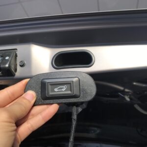 nut nhan sau cop innova 1