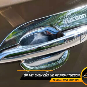 op tay chen cua xe hyundai tucson 1