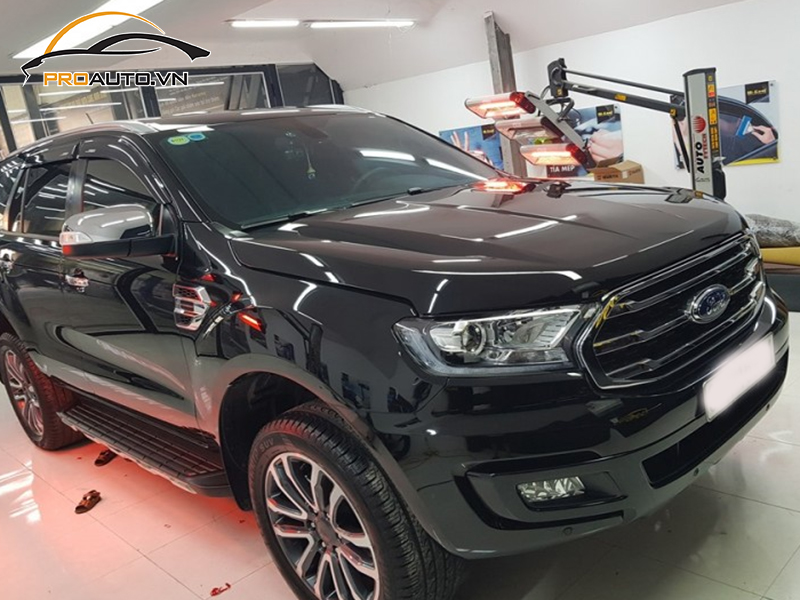 Phủ Ceramic Xe Ford Everest