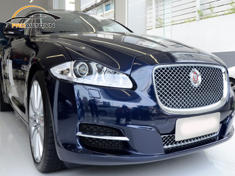 Phủ Ceramic Xe Jaguar XJ