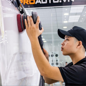 Phủ ceramic xe Ford Ranger hạn chế trầy xước bề mặt xe