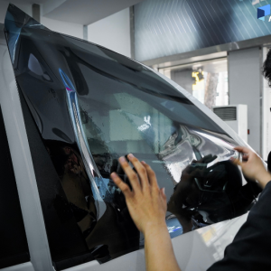 Pro Cool dán phim cách nhiệt xe Ford Explorer ngăn chặn tia gây hại