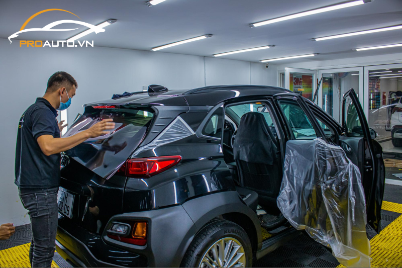 Quy trình dán phim cách nhiệt xe Vinfast Lux A2.0 tại PROAUTO.VN