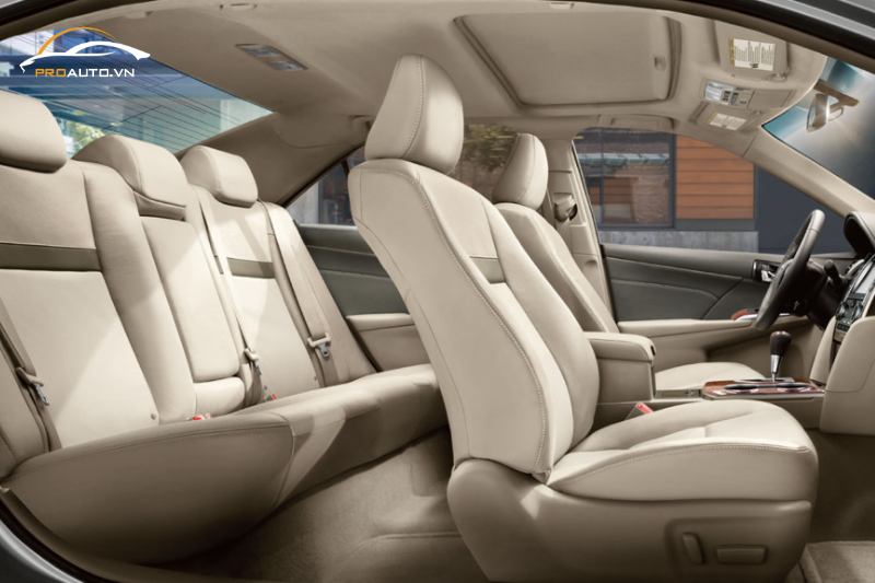 Sơn đổi màu các chi tiết nhựa xe Toyota Camry