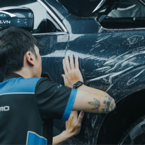 Thi công dán PPF bảo vệ lớp sơn xe 