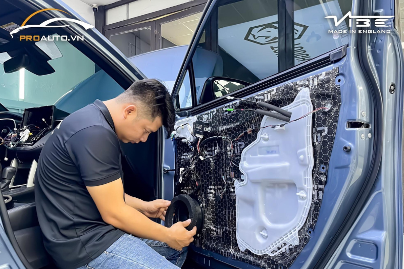 Thi công độ âm thanh xe hơi Vibe tại PROAUTO.VN