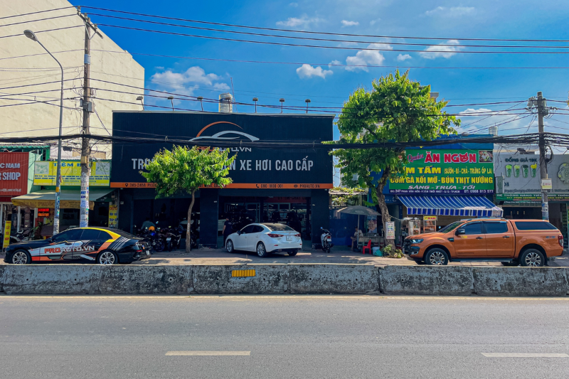 Trung tâm phụ kiện đồ chơi xe hơi cao cấp PROAUTO.VN chi nhánh quận 12