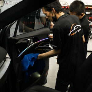 ve sinh noi that oto 10 1