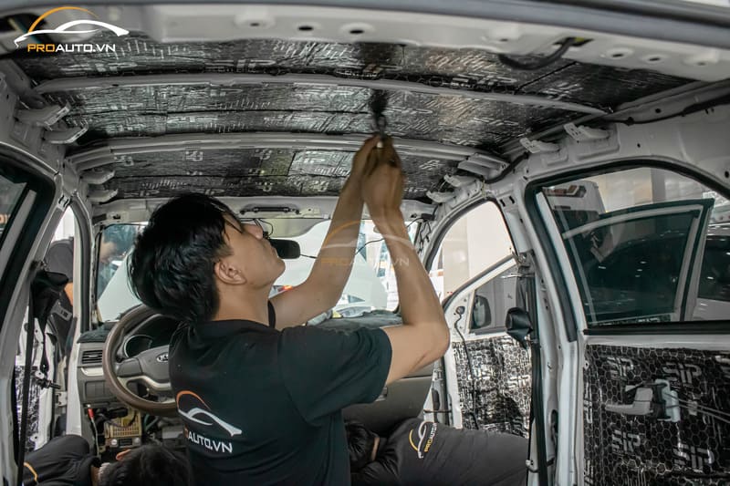 Cách âm trần xe ô tô