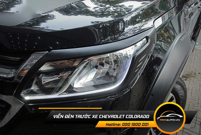 vien den truoc xe chevrolet colorado