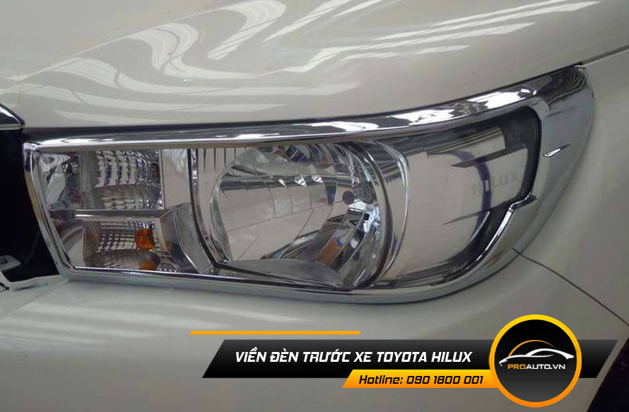 Viền đèn trước xe Toyota Hilux