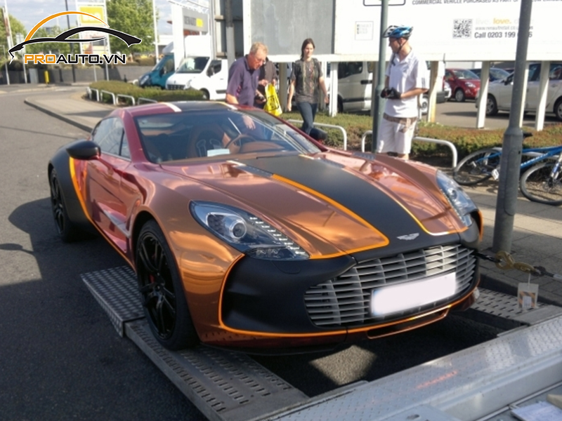 Wrap đổi màu xe Aston Martin One-77