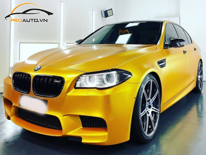 Wrap đổi màu xe BMW M Series