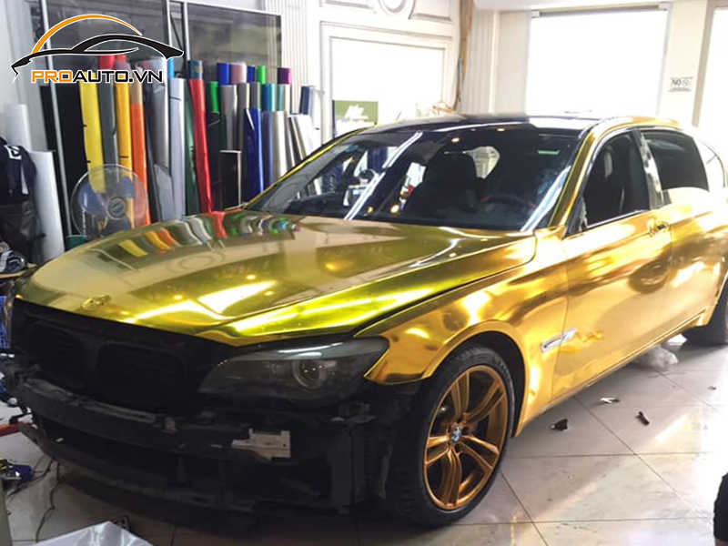 Dán wrap đổi màu xe BMW Series 7