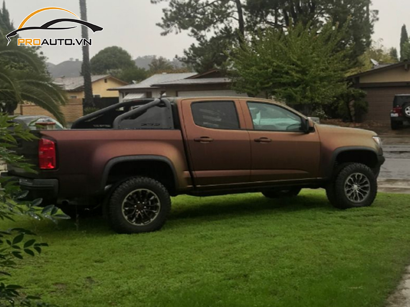 Dán wrap đổi màu Chevrolet Colorado