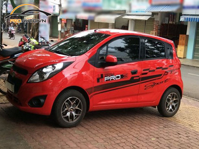 Dán wrap đổi màu xe Chevrolet Spark
