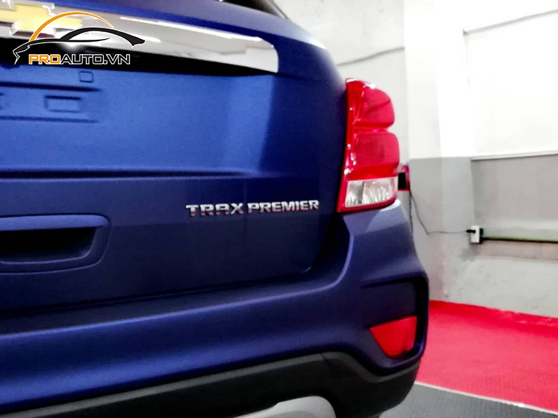 Dán wrap đổi màu xe Chevrolet Trax