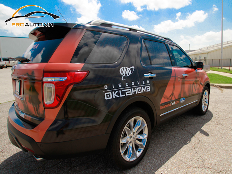 Dán wrap đổi màu cho xe Ford Explorer