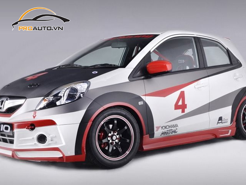 Dán wrap đổi màu xe Honda Brio