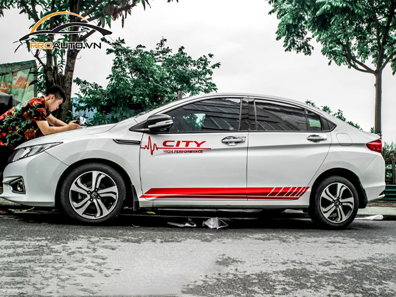 Dán wrap đổi màu cho xe Honda City