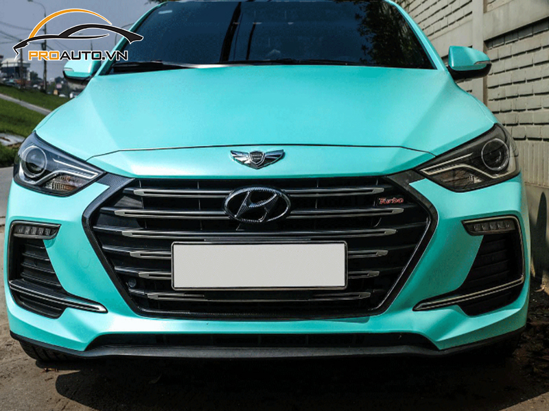 Dán wrap đổi màu xe Hyundai Elantra