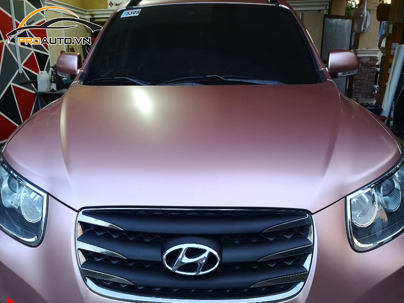 Dán wrap đổi màu xe Hyundai SantaFe
