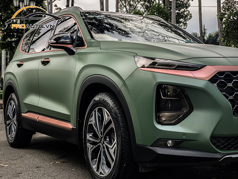Dán wrap đổi màu xe Hyundai SantaFe
