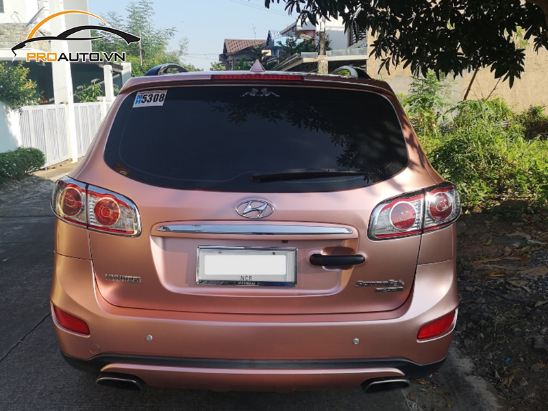 Dán wrap đổi màu xe Hyundai SantaFe