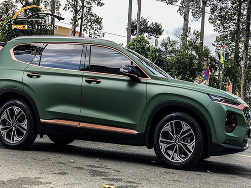 Dán wrap đổi màu xe Hyundai SantaFe