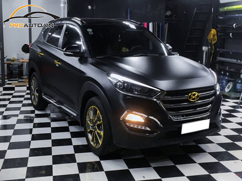 Wrap đổi màu xe Hyundai Tucson