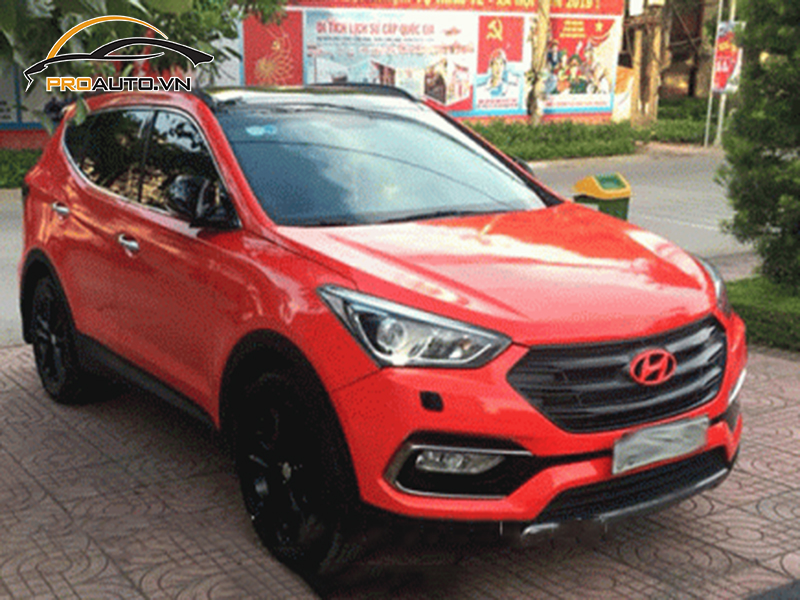Dán wrap đổi màu xe Hyundai Tucson