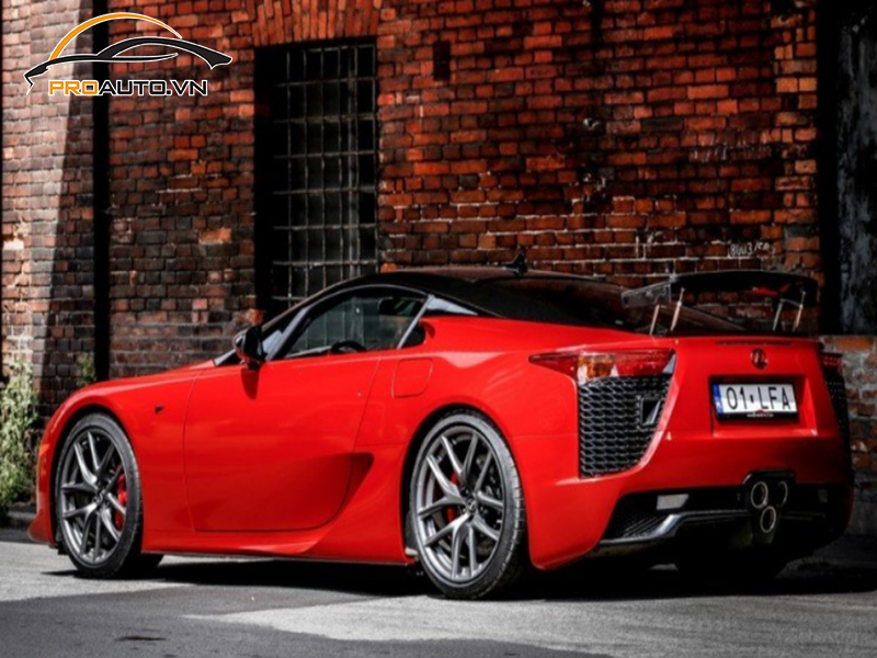 Dán wrap đổi màu xe Lexus LFA