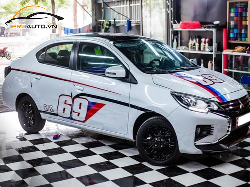 Wrap đổi màu xe Mitsubishi Attrage