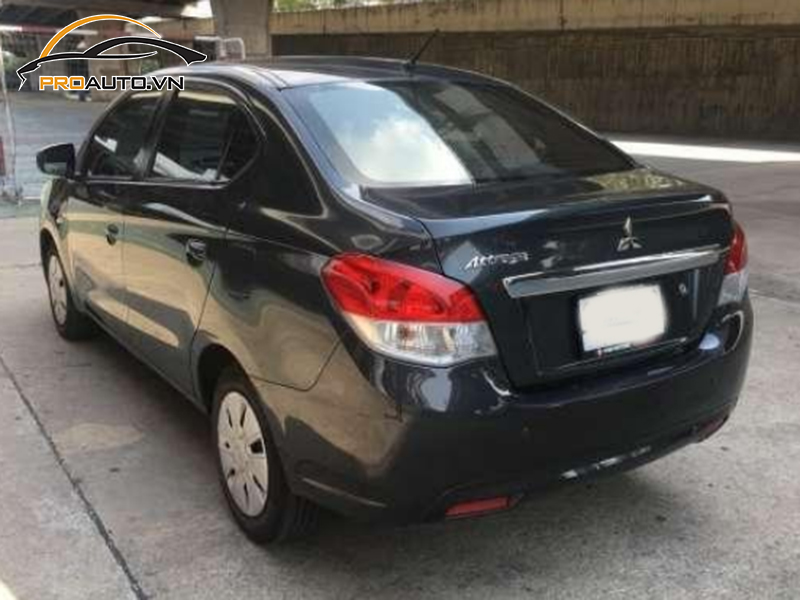 Dán wrap đổi màu Mitsubishi Attrage