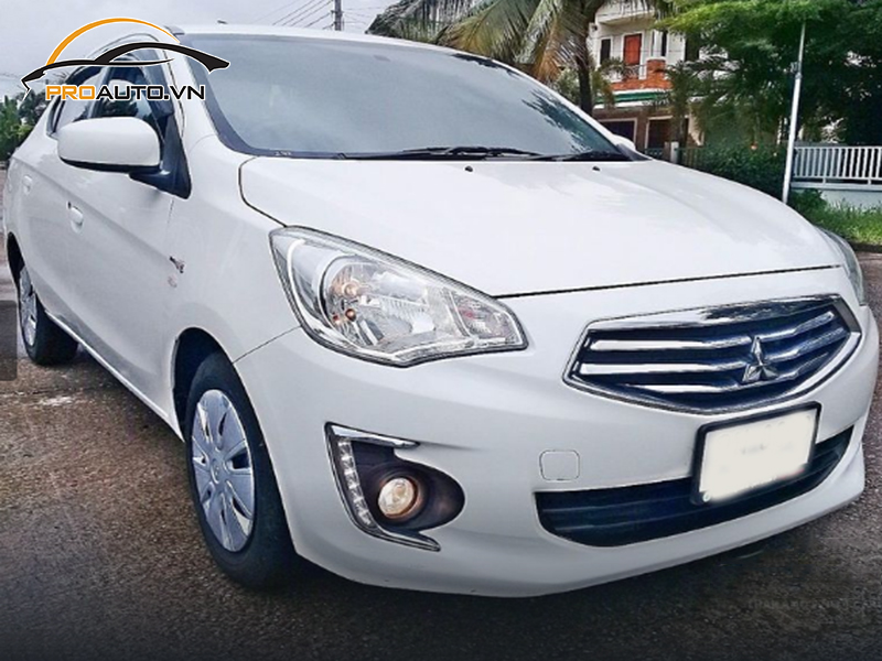 Dán wrap đổi màu Mitsubishi Attrage