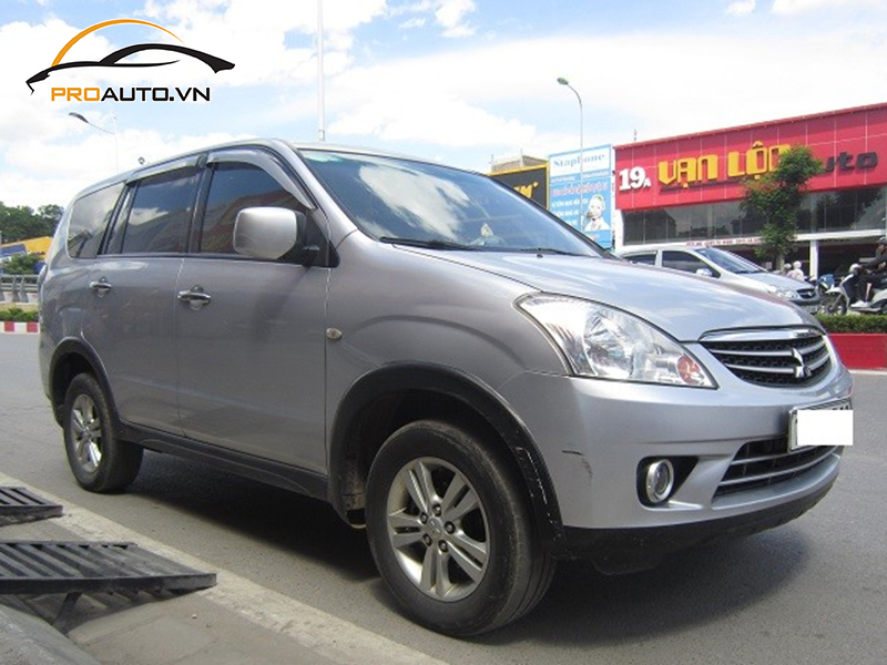 Dán wrap đổi màu xe Mitsubishi Zinger