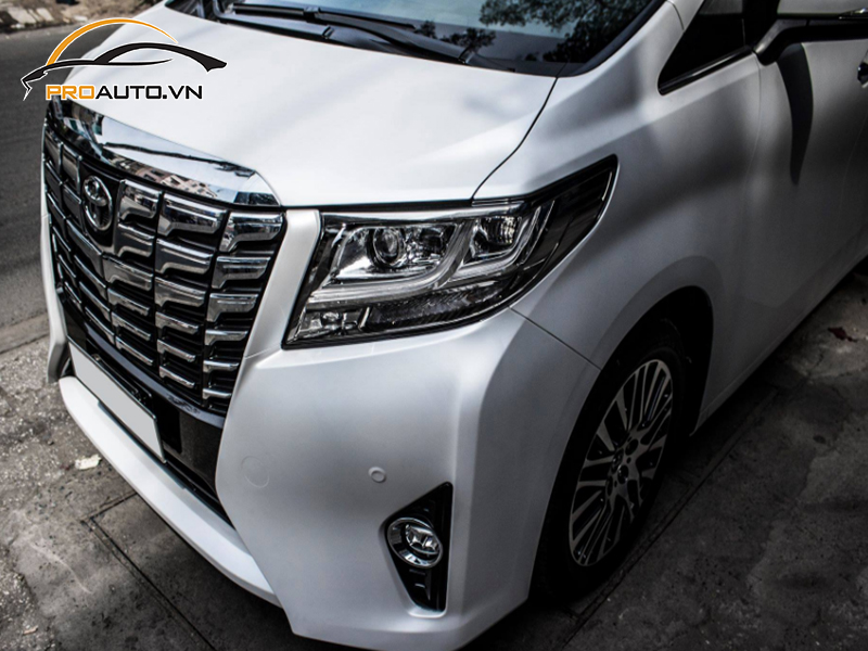 Dán wrap đổi màu xe Toyota Alphard