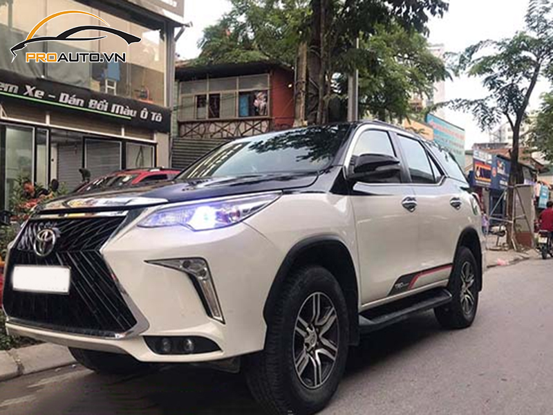 Dán wrap đổi màu Toyota Fortuner