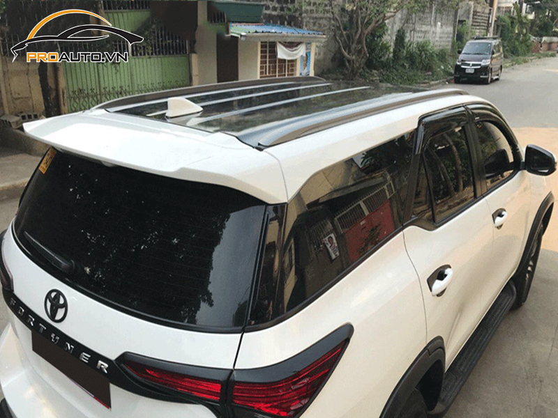 Dán wrap đổi màu Toyota Fortuner