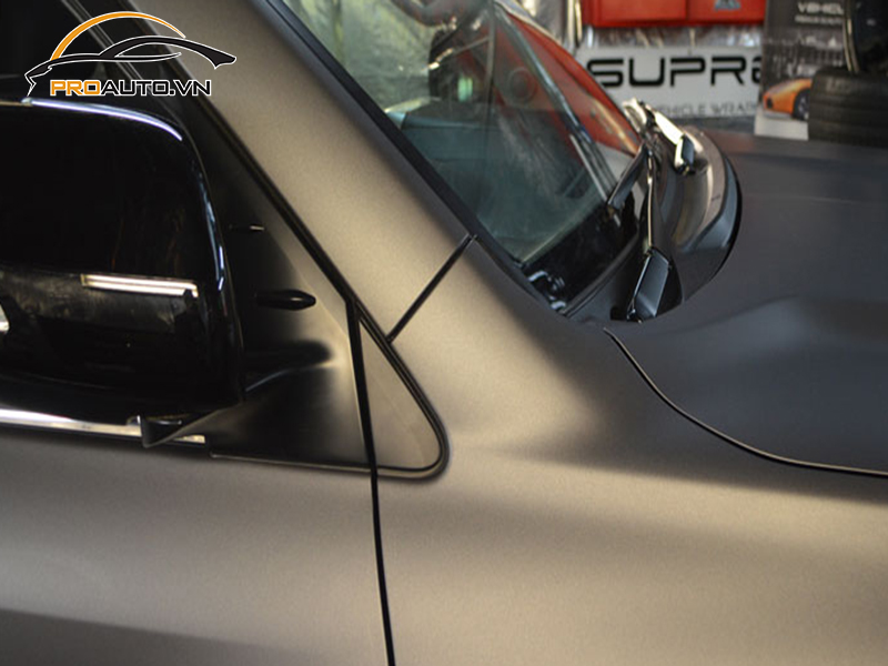 Dán wrap đổi màu xe Toyota Land Cruiser