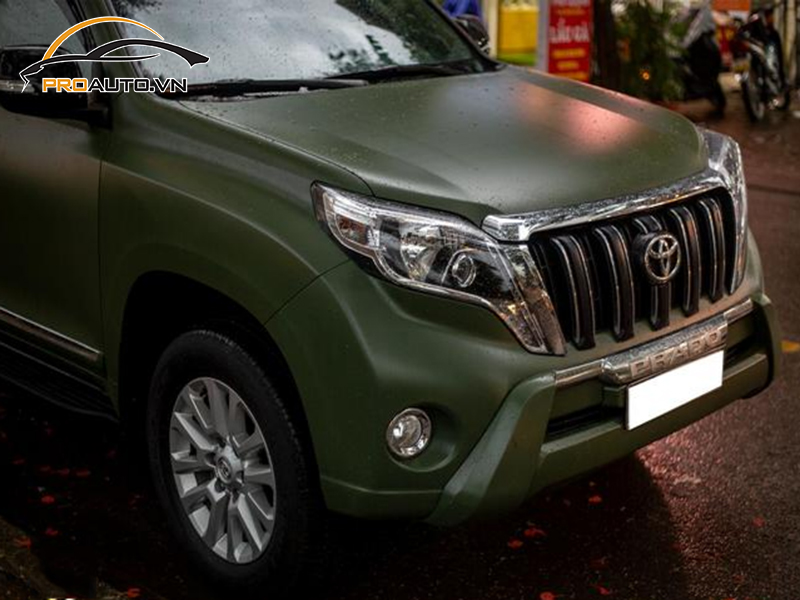 Dán wrap đổi màu Toyota Land Cruiser