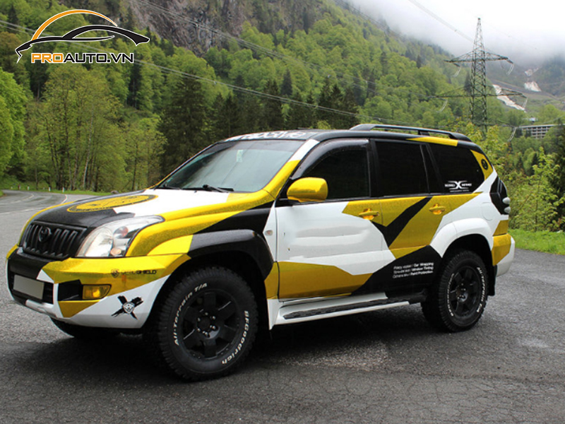 Dán wrap đổi màu xe Toyota Land Cruiser