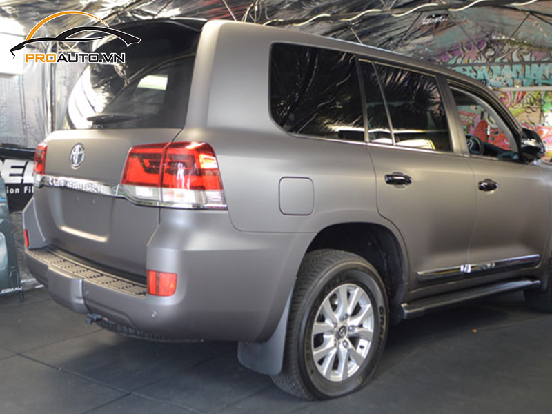 Dán wrap đổi màu xe Toyota Land Cruiser