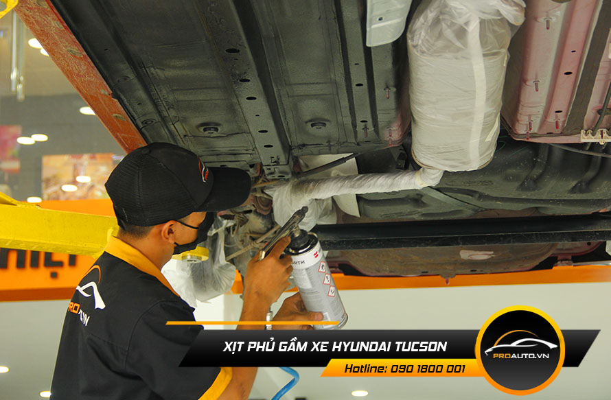 Xịt phủ gầm xe Hyundai Tucson